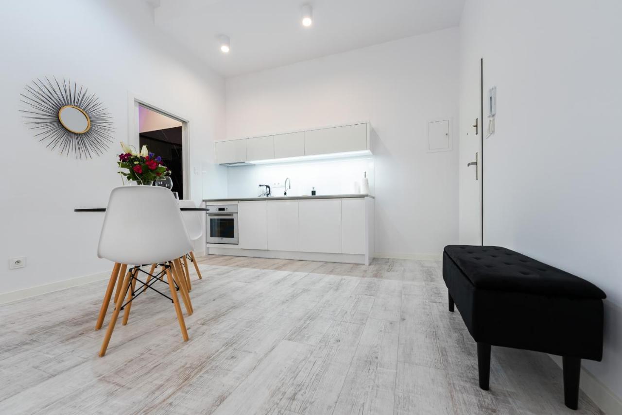 Apartamenty Centrum Nowoczesny Design - Dream Apart Bielsko-Biała Buitenkant foto