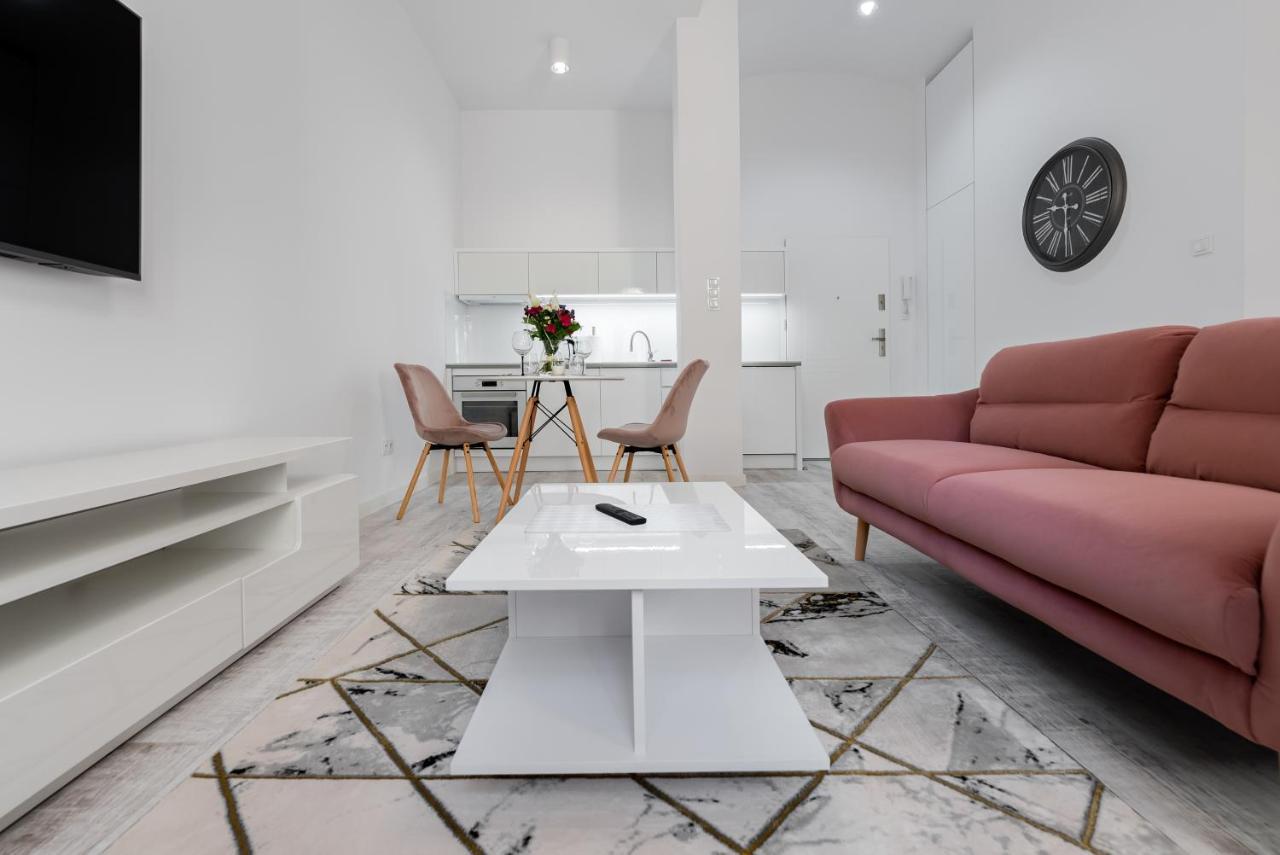 Apartamenty Centrum Nowoczesny Design - Dream Apart Bielsko-Biała Buitenkant foto