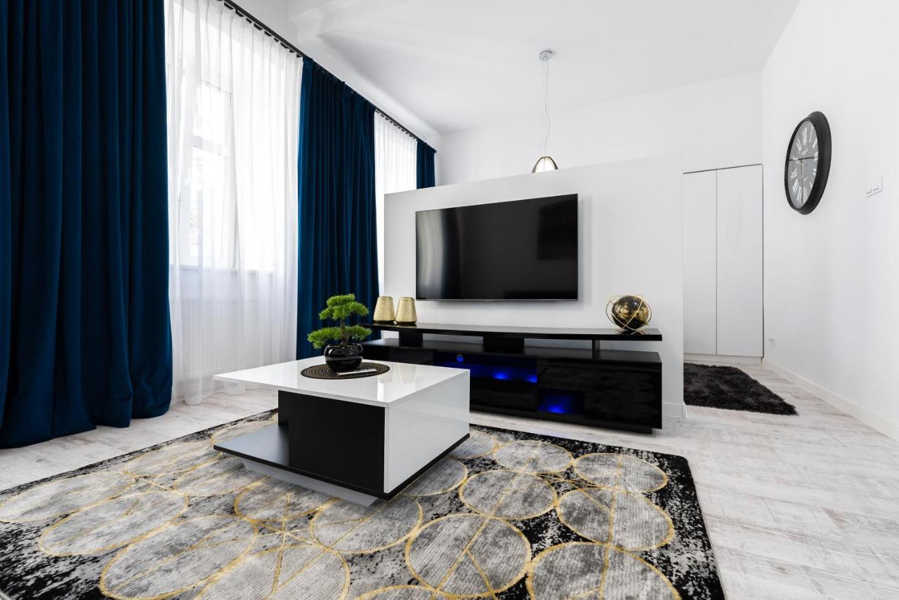 Apartamenty Centrum Nowoczesny Design - Dream Apart Bielsko-Biała Buitenkant foto