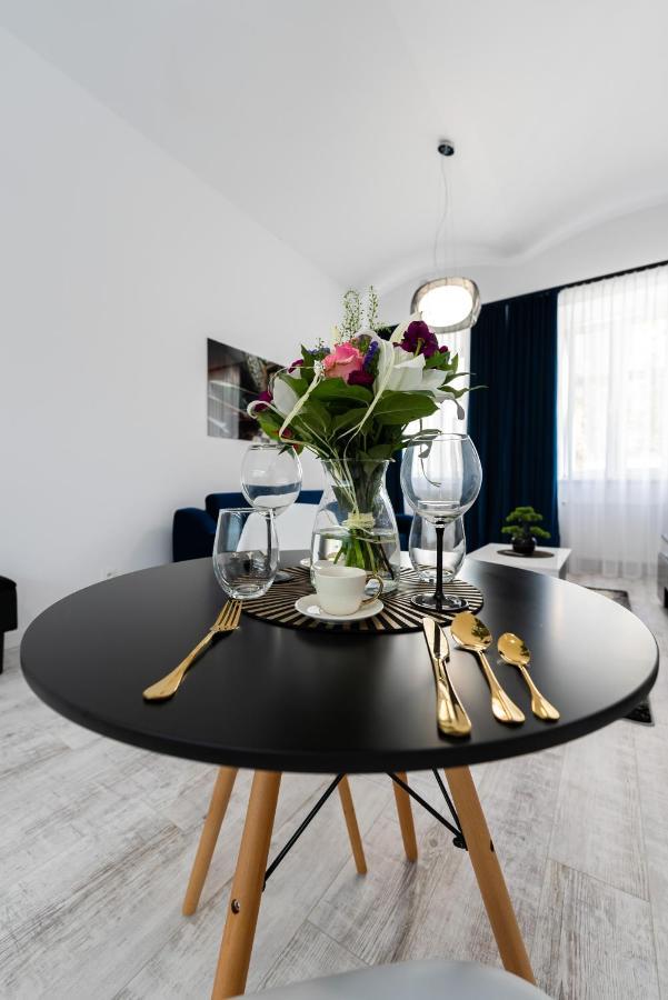 Apartamenty Centrum Nowoczesny Design - Dream Apart Bielsko-Biała Buitenkant foto