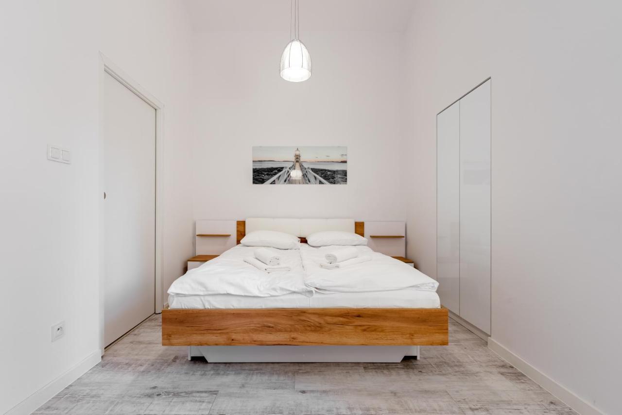 Apartamenty Centrum Nowoczesny Design - Dream Apart Bielsko-Biała Buitenkant foto